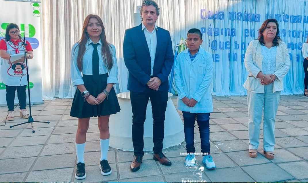Bravo anunció un proyecto para una nueva escuela primaria en Federación