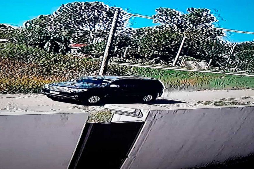 En zona costera apareció la camioneta de los sicarios que mataron a «Petaco» Barrientos: ¿Huyeron en lancha rumbo a Rosario?