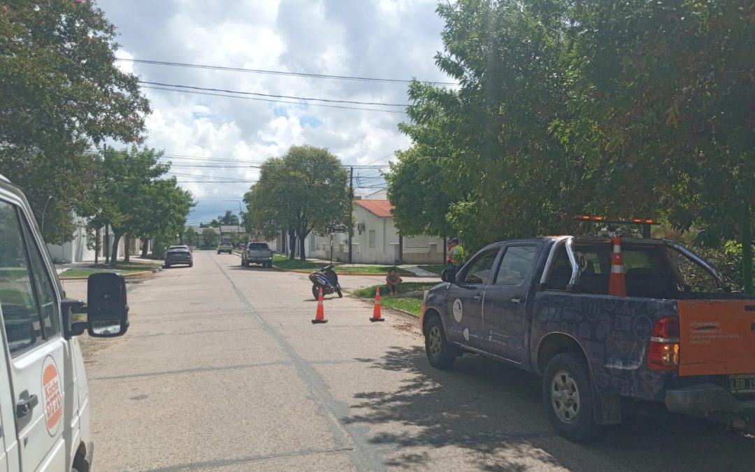 Insólito: Una moto chocó a inspectora municipal que controlaba el tránsito en Chajarí