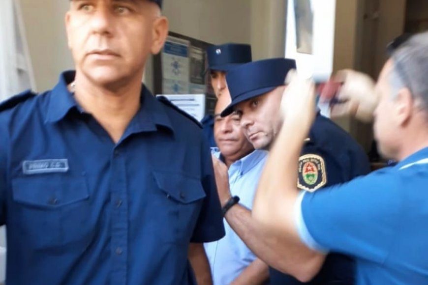 Condenaron por abuso al intendente de Gilbert: dijo que “no se arrepiente”