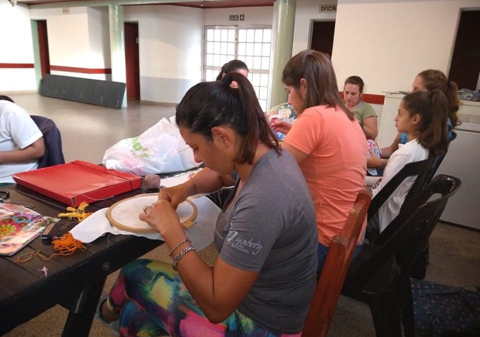 Continúan abiertas las inscripciones para los Talleres Municipales en Santa Ana