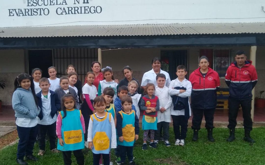 Bomberos de Villa del Rosario brindaron charlas sobre riesgos de incendios y evacuación a docentes y alumnos