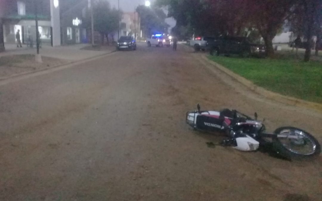 Motociclista sufrió grave lesión tras chocar con una camioneta en Villa del Rosario