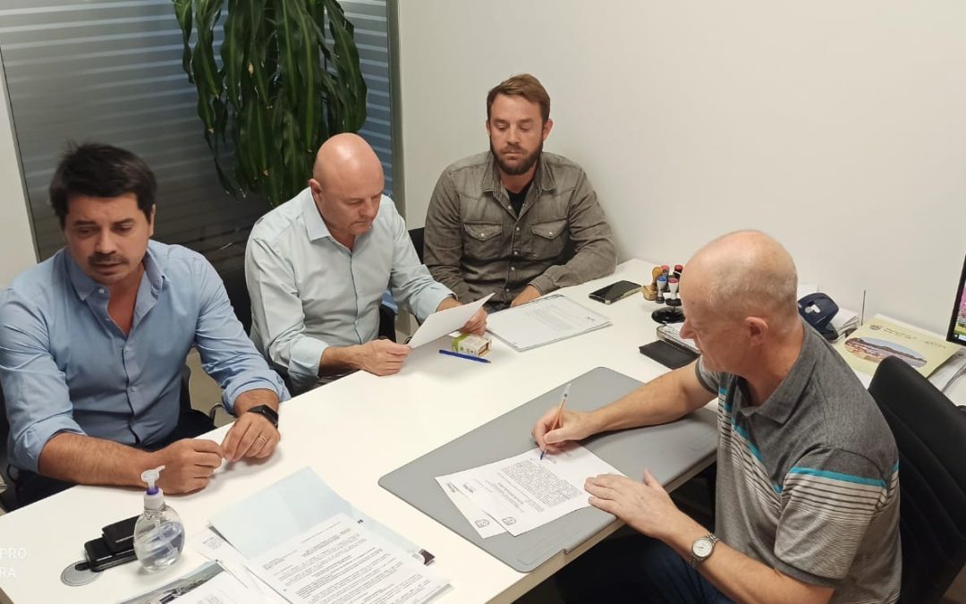 Firmaron Acta de Inicio de Obra para la perforación termal en Santa Ana: «Estamos felices por este sueño que se está haciendo realidad», dijo Zanandrea