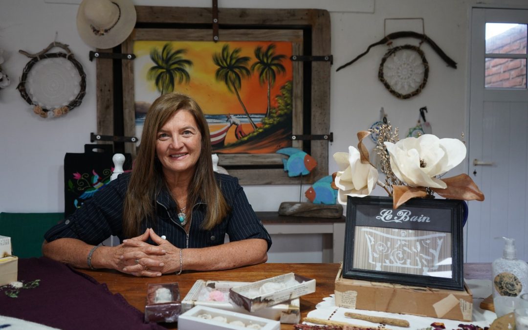 El Museo de Salto Grande presenta “Arte emprendedor”, exposición de productos de Silvia Command y Leticia Popelka