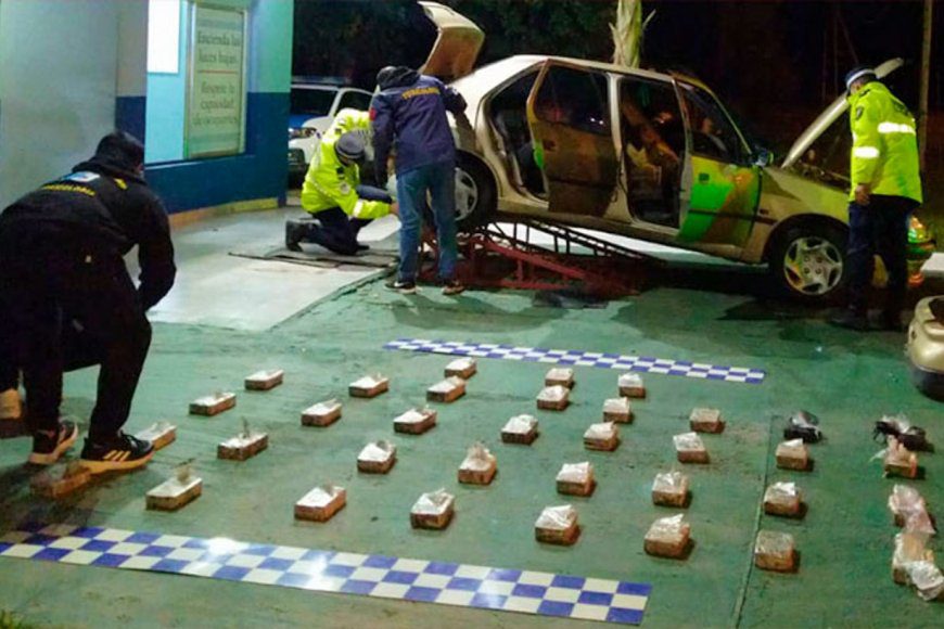 Paso Cerrito: «Jana» descubrió 36 kilos de cocaína que ingresaban a Entre Ríos en el doble fondo de un auto