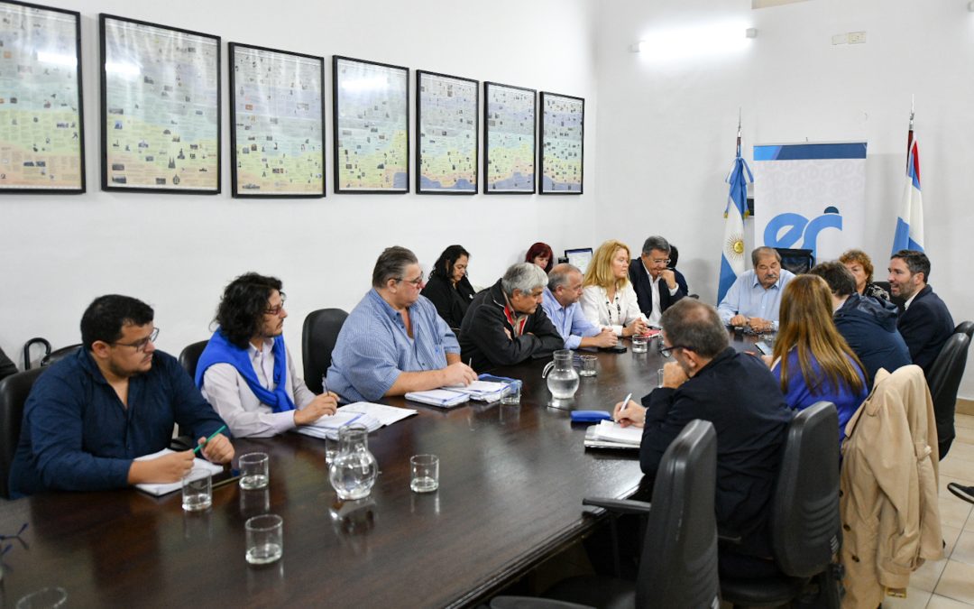 La provincia y los gremios docentes evalúan la variación inflacionaria