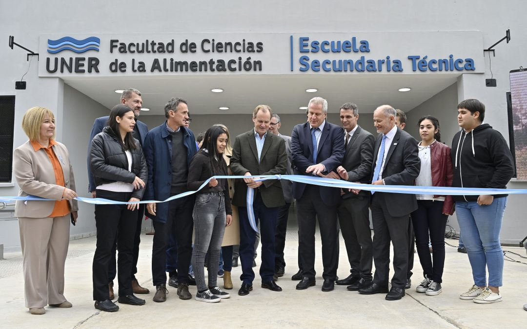 Inauguraron la Escuela Secundaria Técnica de la UNER en Concordia