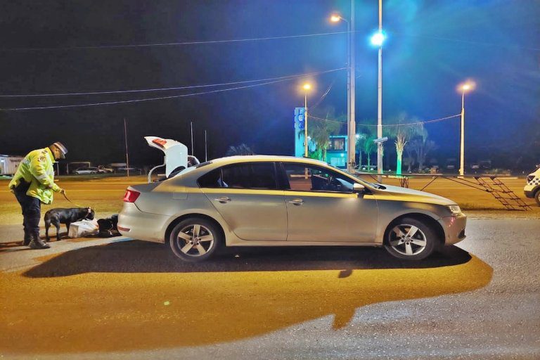 Paso Cerrito: Circulaba por la Autovía 14 con un auto que tenía pedido de secuestro en Concordia
