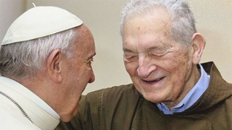 “Fue una sorpresa tremenda”, dijo el federaense al que el Papa nombró cardenal