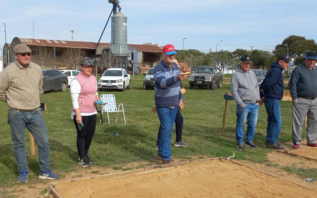 Se realizó un Torneo de Tejo Mixto en el marco de la VII Fiesta Provincial de las Mandarinas.