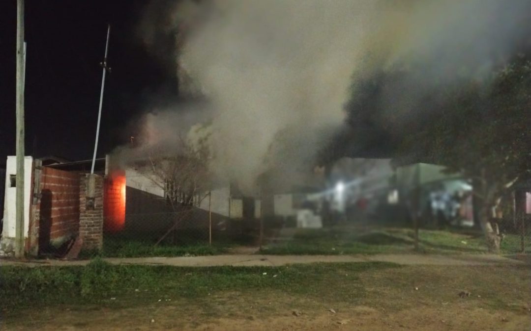 Incendio provocó daños totales en una vivienda de Chajarí