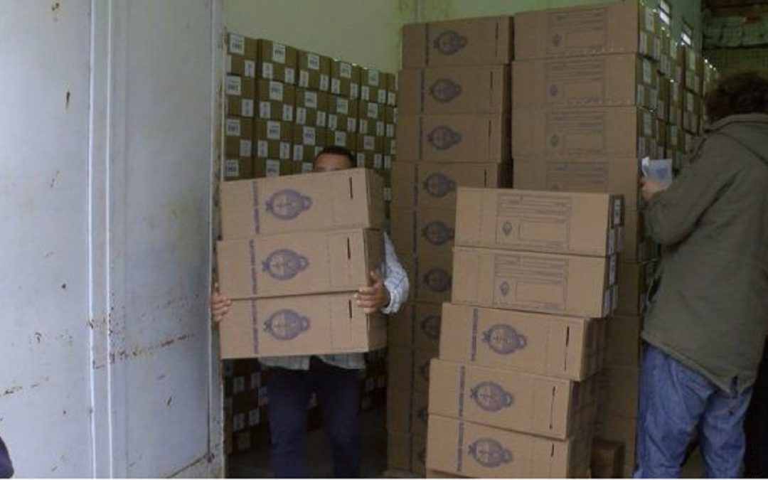 Comenzó la distribución de las urnas para las PASO en Entre Ríos: las primeras fueron enviadas a Chajarí y Federación