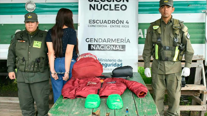 Viajaba en ómnibus con dos kilos de cocaína y fue detenida en la Autovía 14