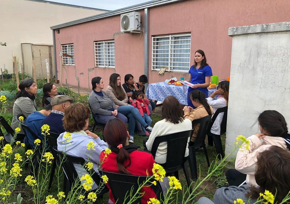 Se realizó un encuentro de asistentes a talleres de alimentación saludable y huerta comunitaria