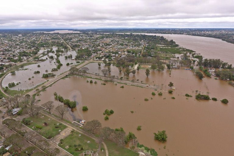 Ya evacuaron a más de 200 familias en Concordia por la creciente del río Uruguay
