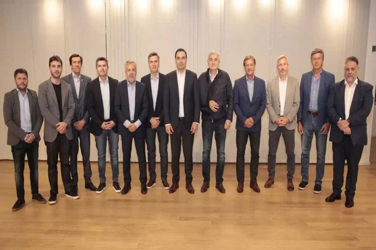Pacto entre el «León» y la «Pato»: Frigerio y los demás gobernadores electos de Juntos por el Cambio se despegaron de Bullrich