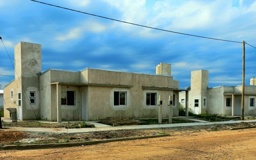 Avanza la construcción de 8 viviendas del IAPV en Villa del Rosario