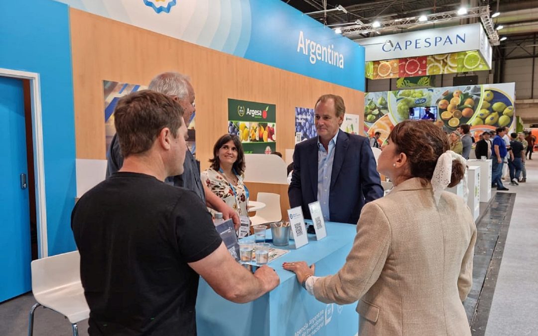 Bordet acompaña al sector citrícola y arandanero en una feria internacional para abrir nuevos mercados: participa empresa de Chajarí