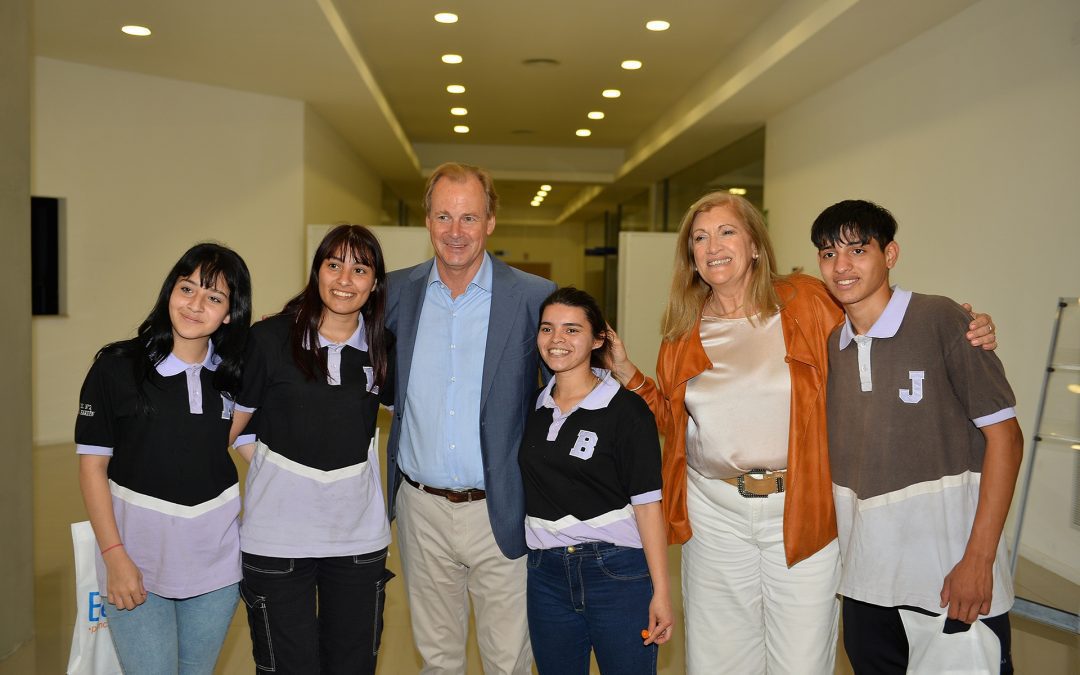 Bordet: “Nuestros jóvenes encuentran en su provincia la posibilidad de seguir estudiando”