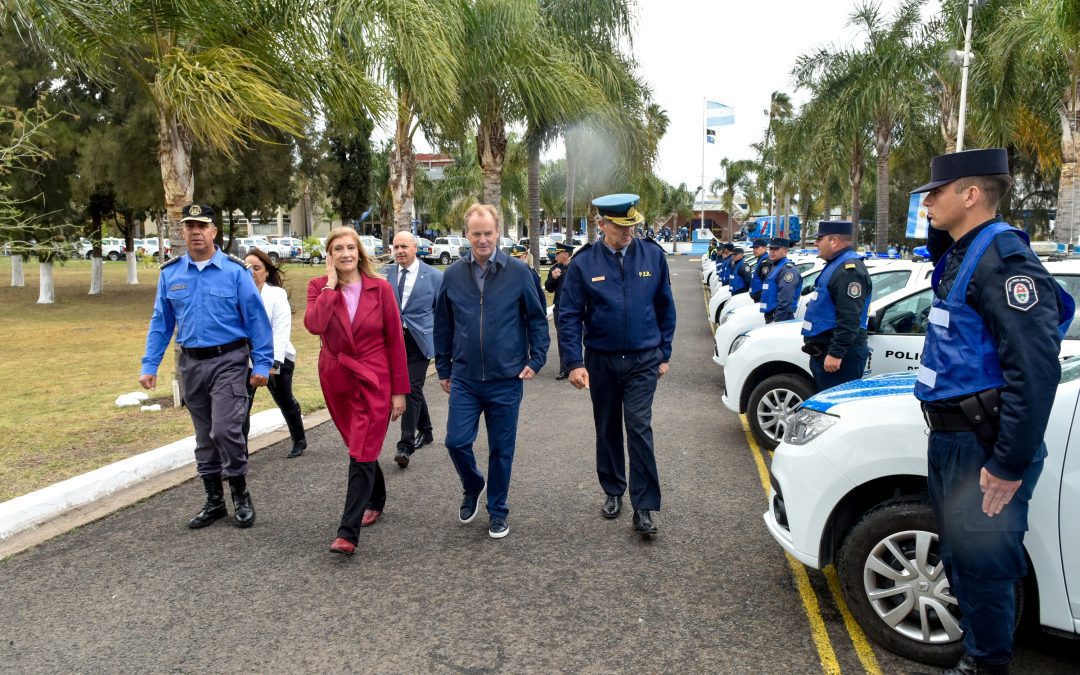 Entregaron 76 nuevos vehículos a la Policía para fortalecer la seguridad en Entre Ríos
