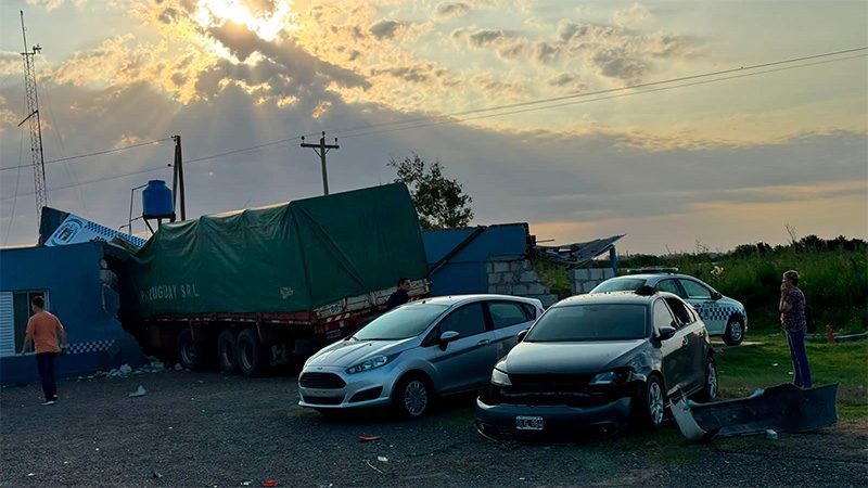 Murió el conductor del camión que chocó puesto caminero entrerriano