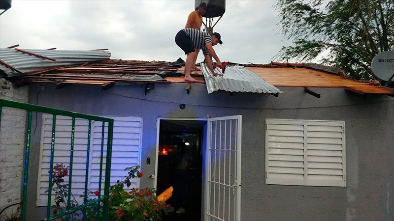Provincia asiste a familias afectadas por el temporal en La Paz y San Salvador