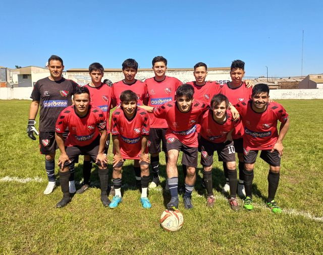 Esta noche se disputará la final de Reserva del fútbol local en la Nueva Caldera