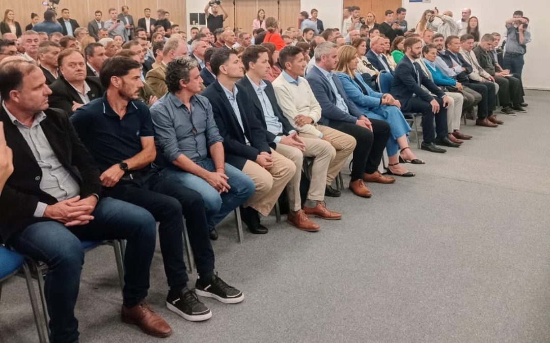 Tras reunirse con Frigerio y la Liga de Intendentes del PJ: Bravo destacó el rol protagónico de Federación en la provincia