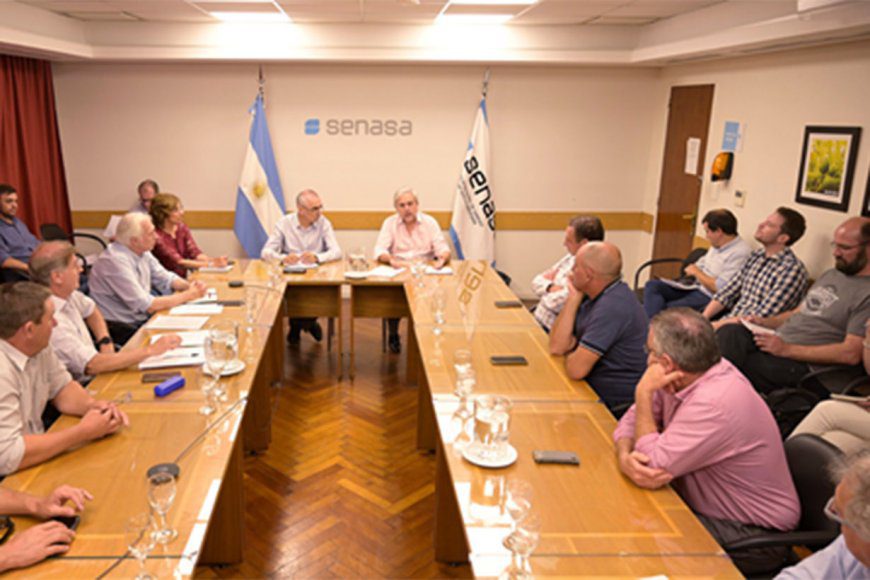 Bernaudo y representantes del sector citrícola se reunieron con la cúpula nacional del SENASA