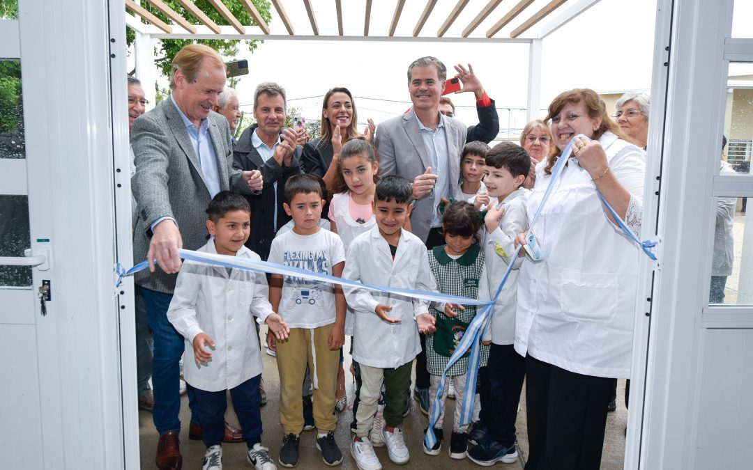 Bordet dejó inauguradas siete nuevas escuelas en esta última semana
