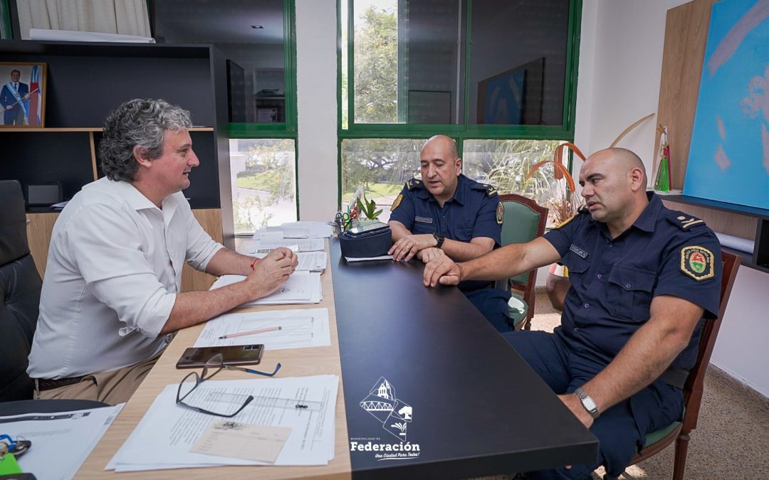 Bravo se reunió con los nuevos jefes de la Policía Departamental