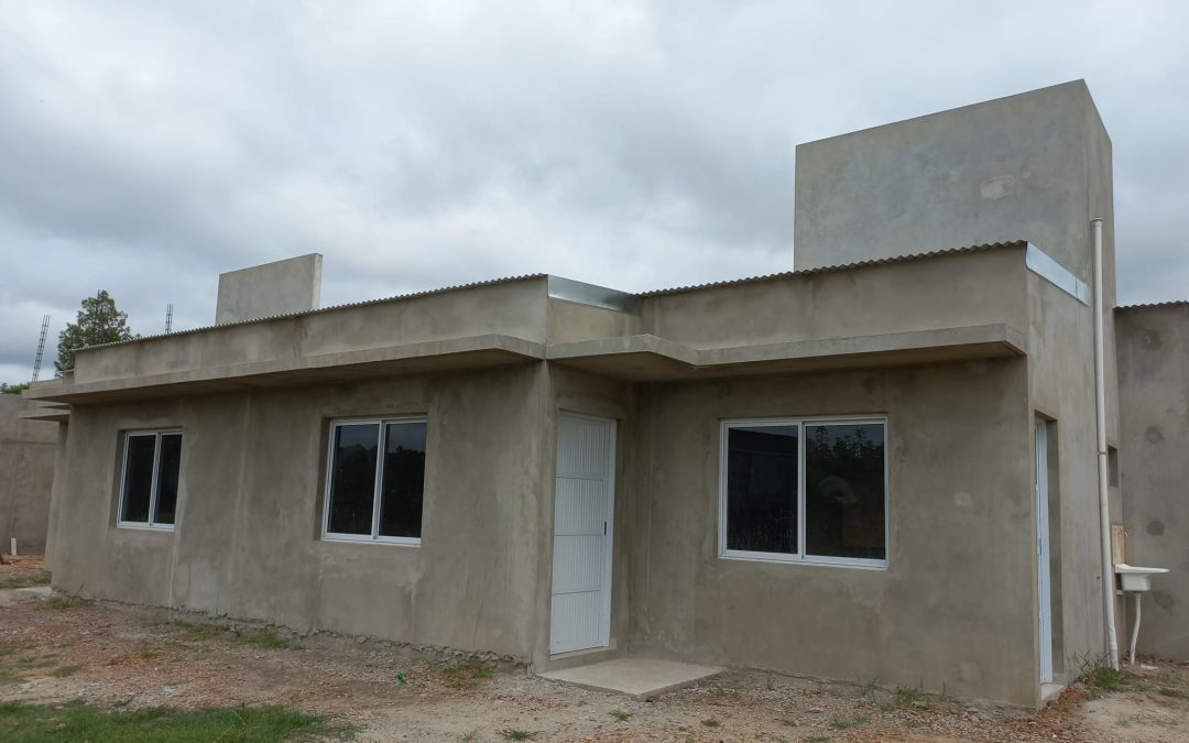 Avanza la construcción de viviendas con fondos municipales en Villa del Rosario