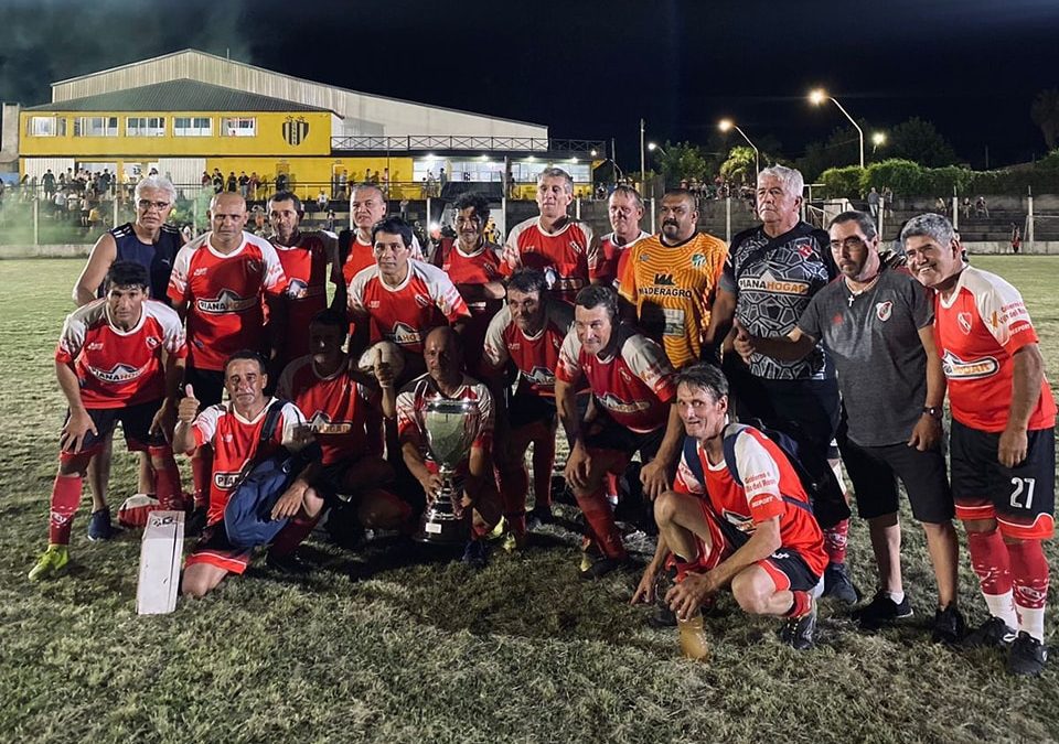 En Senior y Juniors, Independiente gritó campeón en el torneo de fútbol de la Fiesta Nacional de la Sandía