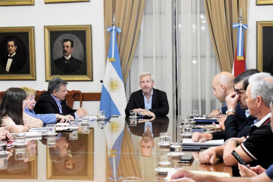 Con el número de la inflación de diciembre sobre la mesa, se vienen las “paritarias”: ¿Cuánto ofrecerá la provincia?