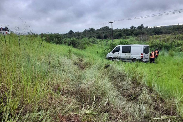 Despiste y vuelco en un tramo correntino de la Autovía 14