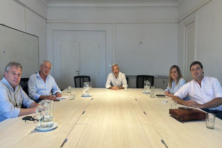 Los diputados entrerrianos de Juntos y LLA votaron a favor de la Ley Ómnibus