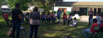 Comunidad educativa de escuelas rurales reclama transporte escolar a legisladores del departamento Federación