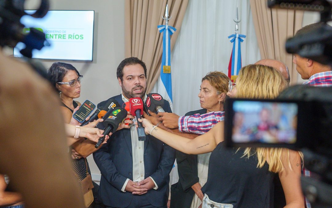 El gobierno provincial evalúa descontar a docentes los días no trabajados