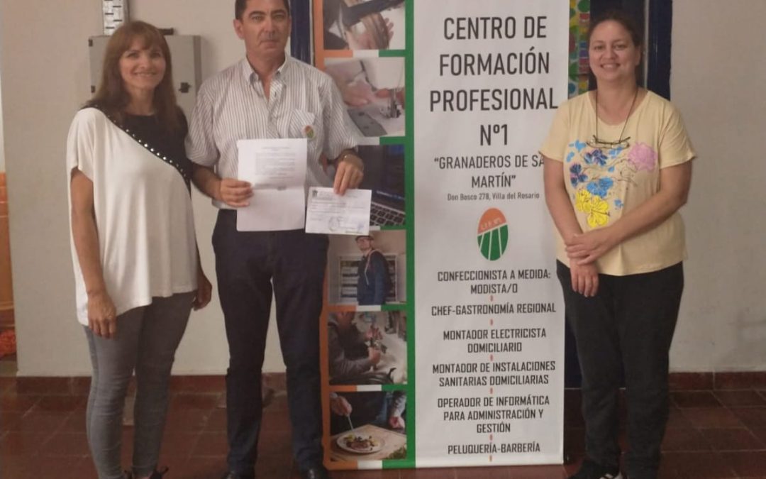 Perini entregó un aporte económico al Centro de Formación Profesional