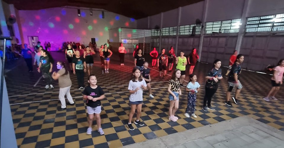 Día de la Mujer: Se vivió una Noche de Ritmos en Villa del Rosario