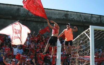 Independiente volvió al triunfo y se quedó con el Clásico del Lago