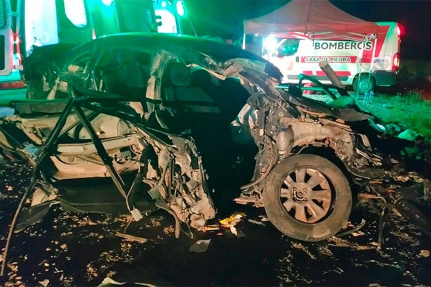 Camionero que viajaba hacia Entre Ríos protagonizó un violento choque en el que murió una familia