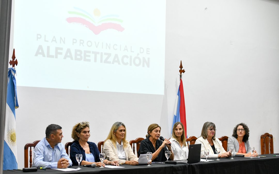 Se presentó el Plan Provincial de Alfabetización en Entre Ríos que incluirá a casi 50 mil niños