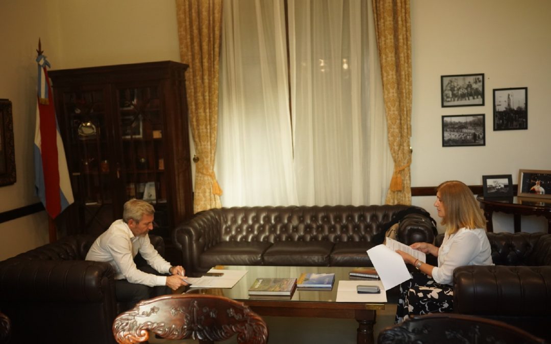 Frigerio y Romero analizaron la situación del transporte urbano y de obras que se ejecutan en Paraná