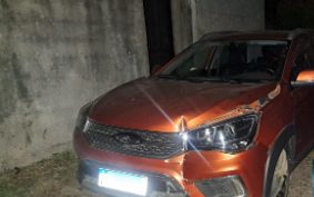 Federación: fue a comprar cigarrillos, le robó la camioneta a un comerciante, la chocó y se durmió