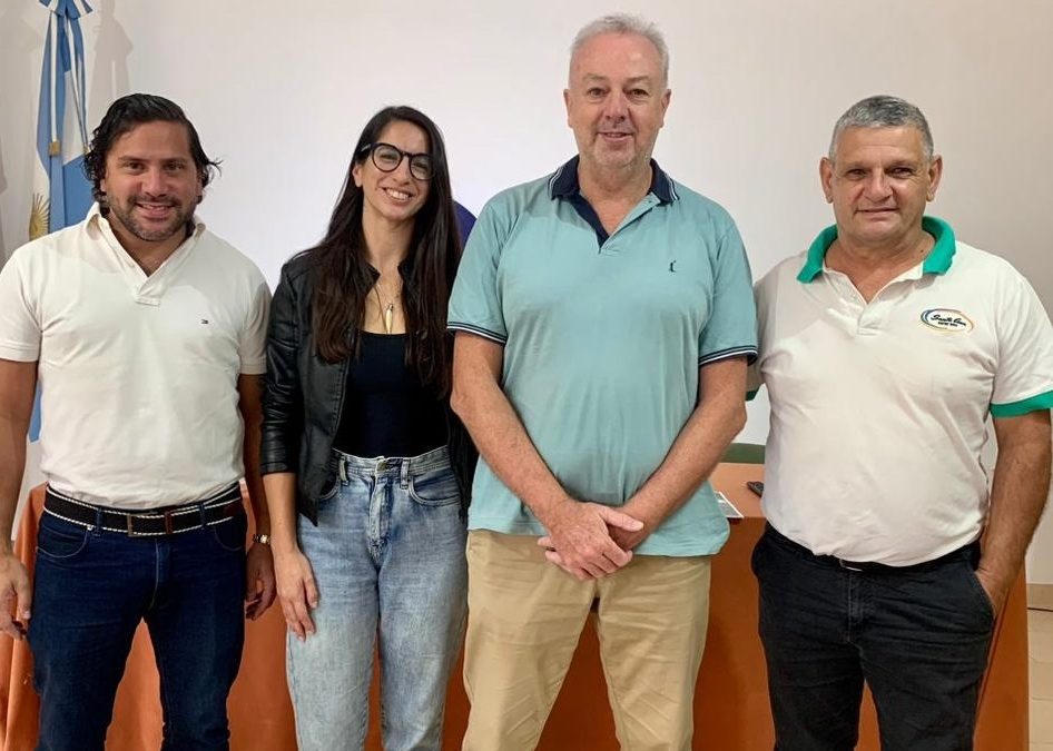 Por próximas capacitaciones, Luis Vago se reunió con autoridades de la Asociación Hotelera y Gastronómica de Concordia