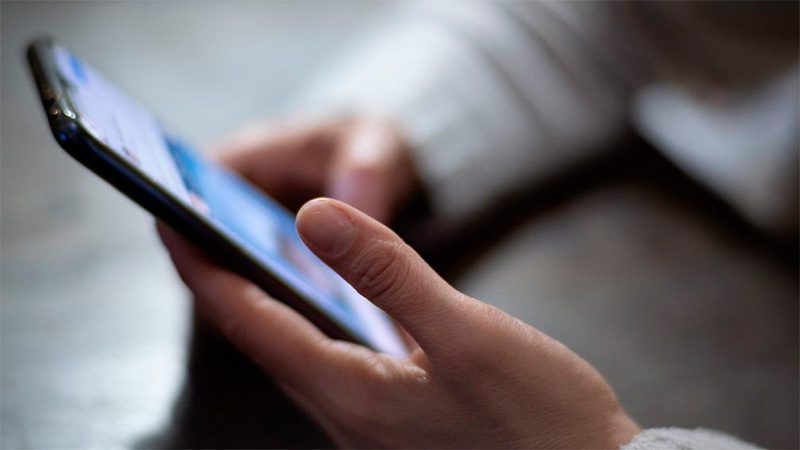 Desregularon por decreto las tarifas de celulares, internet y TV por cable