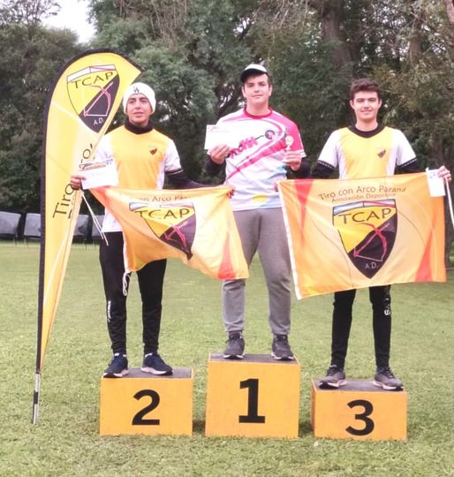 Gabriel Tonina obtuvo el primer puesto en un torneo de Tiro con Arco y apunta al Panamericano