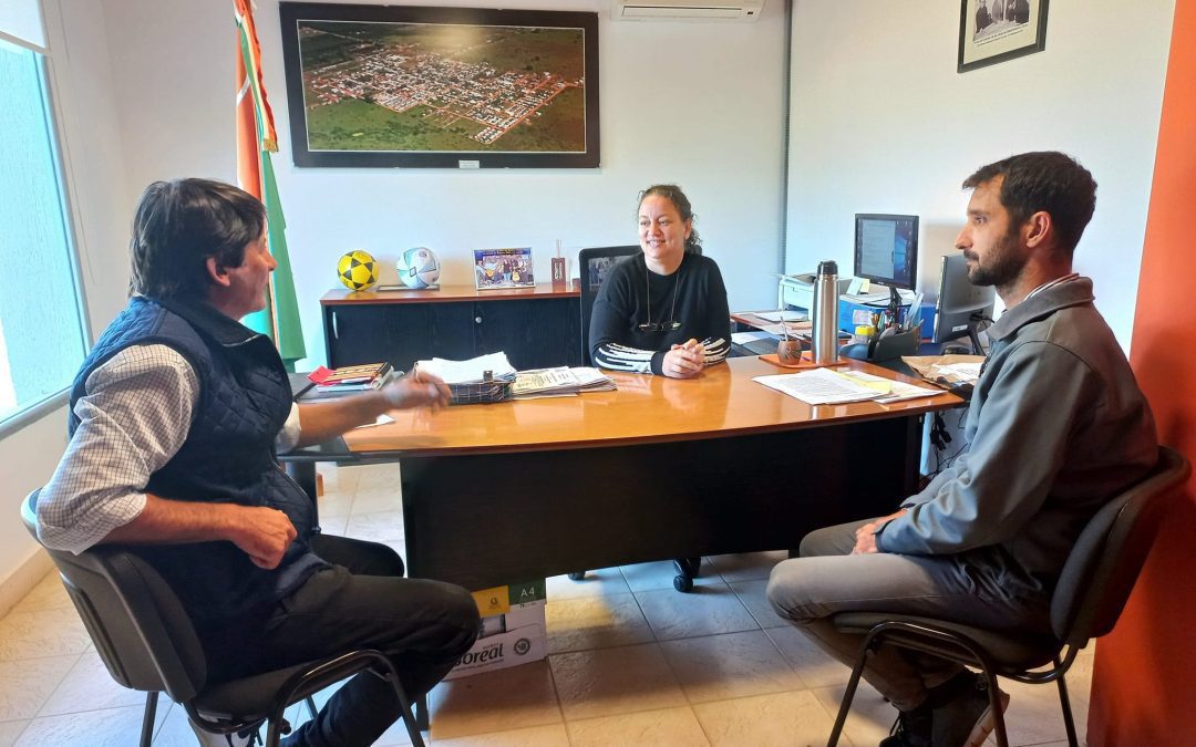 La intendente Perini recibió al jefe zonal de Arquitectura